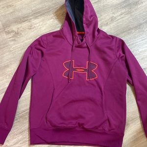 Under armour sweatshirt
